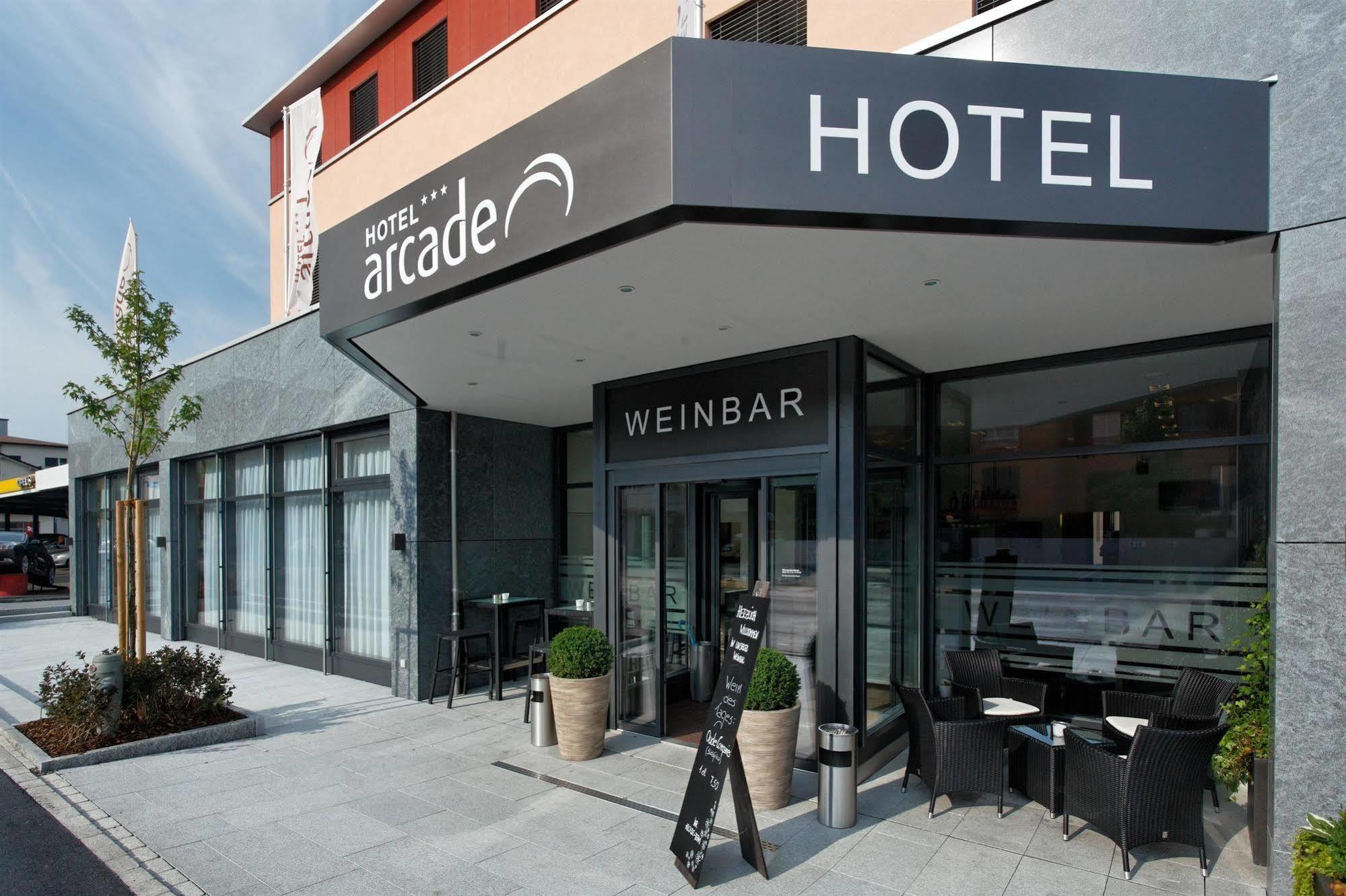 Hotel Arcade Sins Екстериор снимка